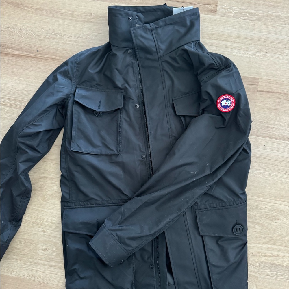 Canada Goose Black Performance Jacket High Collar Coat. Bought off here.Too big